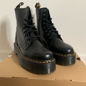 Doc Martens Jadon Platform Boot
